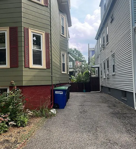 163 Willow Ave #3 — Photo 2