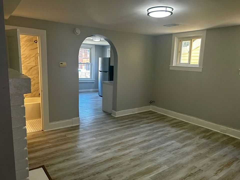 1st image of 1811 Jancey St