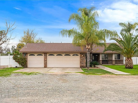 2nd image of 21015 Norman Rd