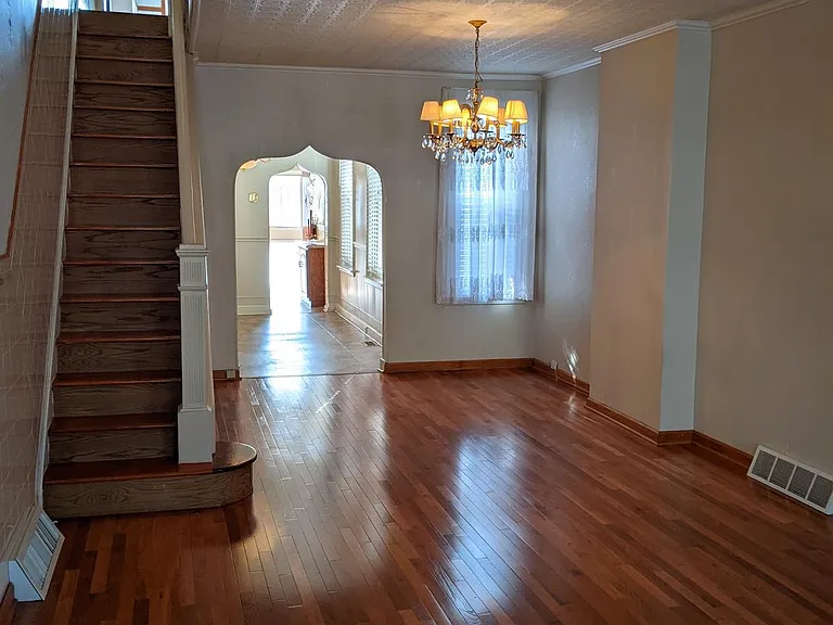 412 Beckett St — Photo 1
