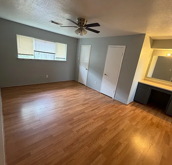 13922 Wadebridge Way — Photo 3