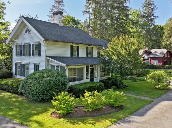 49 Main St, Stockbridge, MA 01262