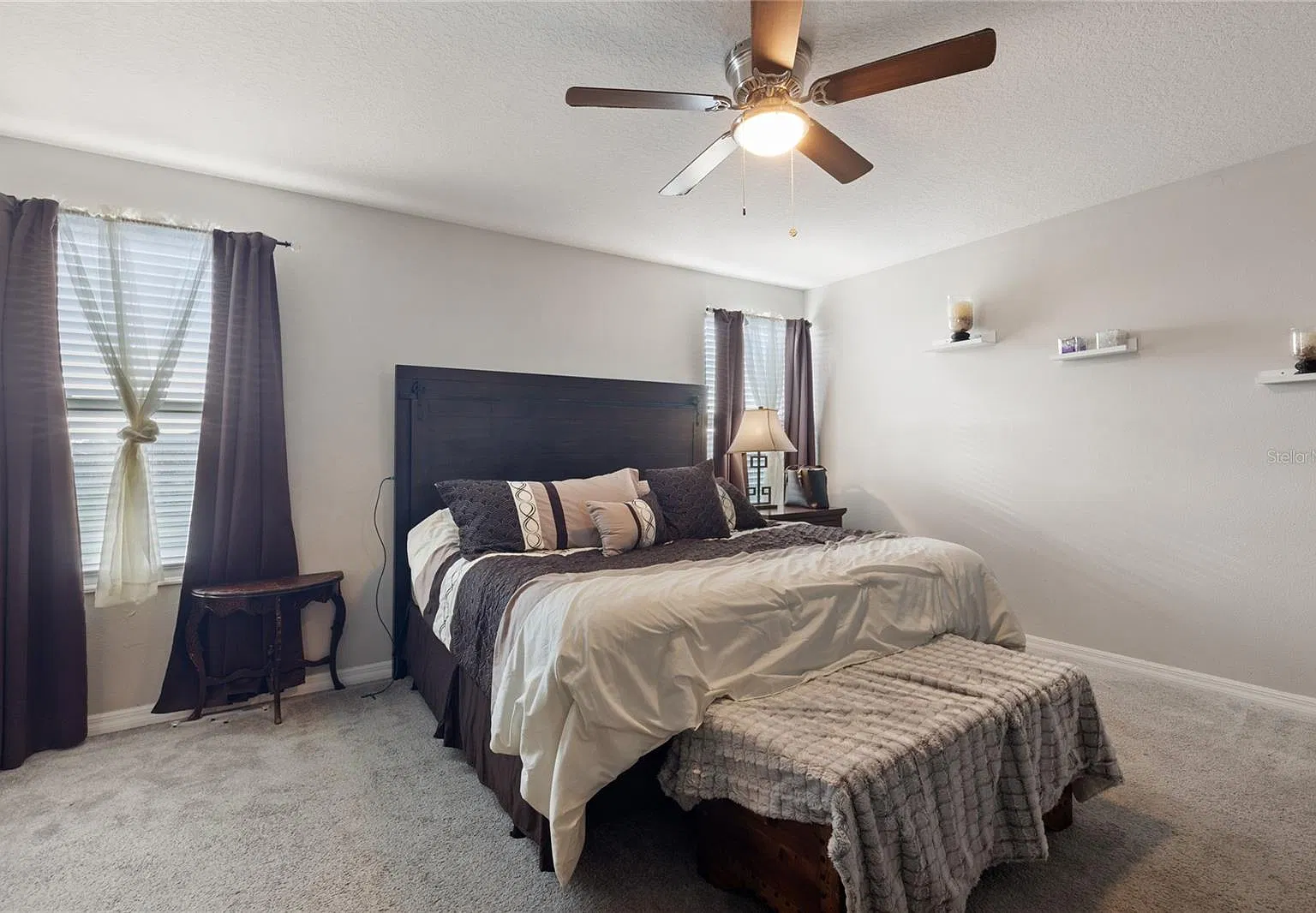 5 bed, 2.5 bath, 2264 sqft, $3,750 — Photo 4