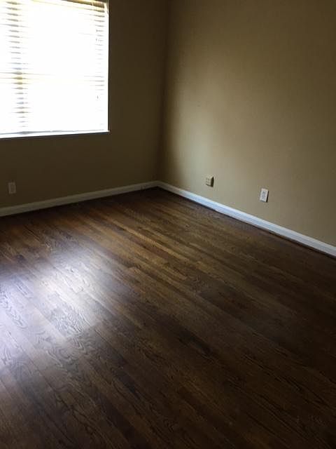 2nd image of 1534 Beech Valley Way