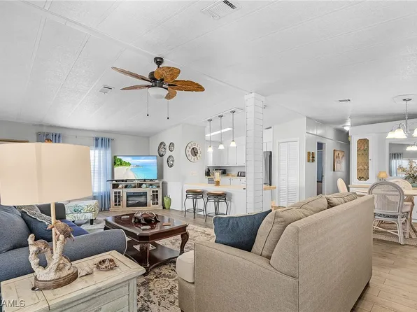 9126 Flamingo Cir, North Fort Myers, FL 33903