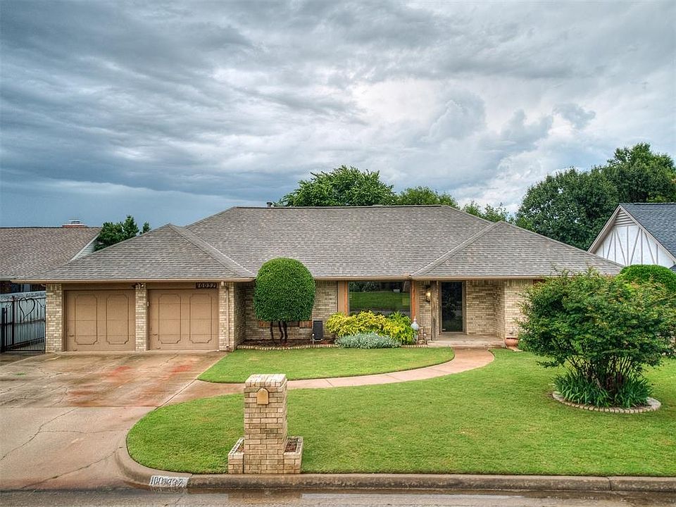 1st image of 10037 Henderson Dr