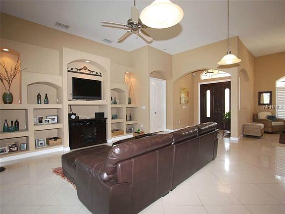 3rd image of 366 Monaco Dr