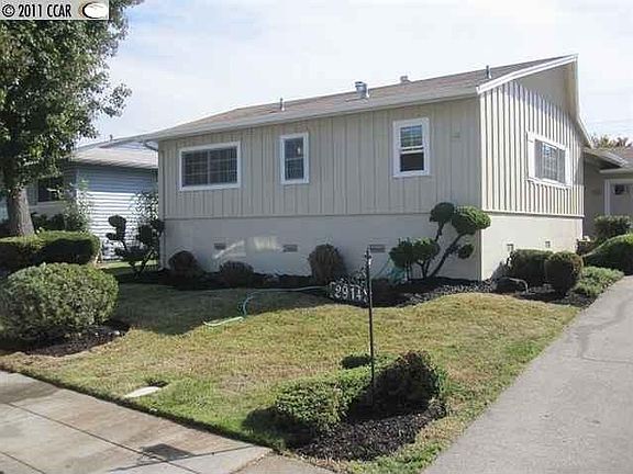 2nd image of 2914 McKenzie Dr