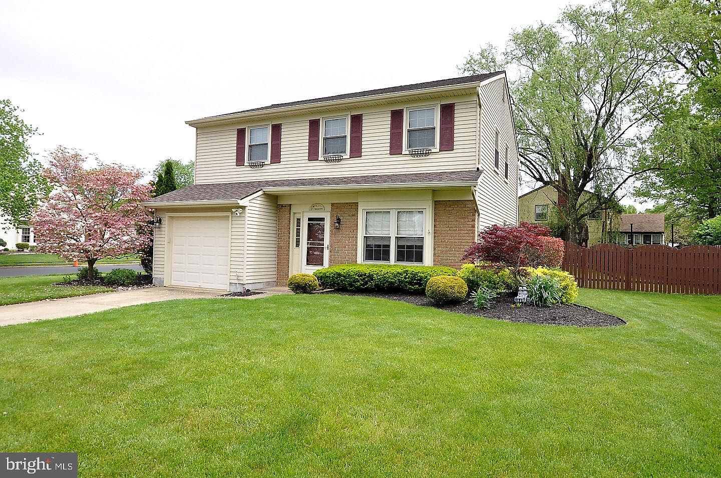 170 Thornwood Dr, Marlton, NJ 08053 Zillow