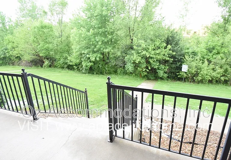 8626 N Cleveland Ln — Photo 17