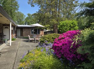 1301 E Main APT 4, Puyallup, WA 98372