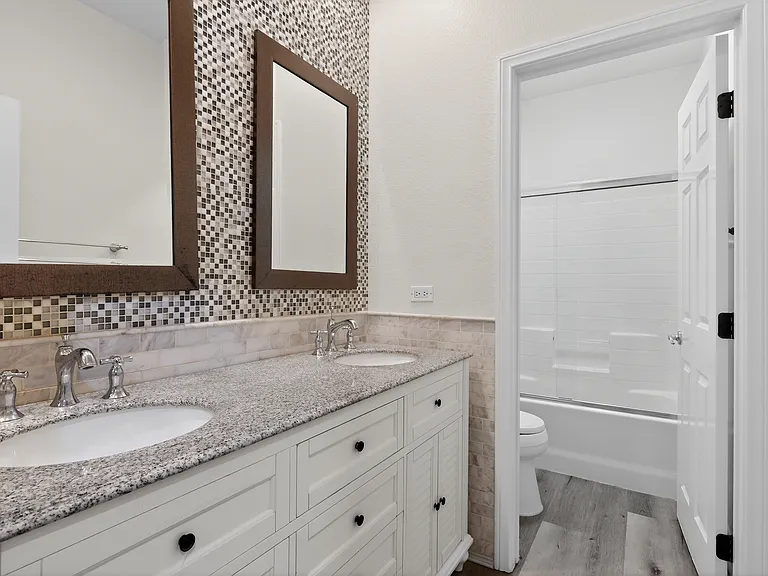 1357 Sky Ridge Ct — Photo 17