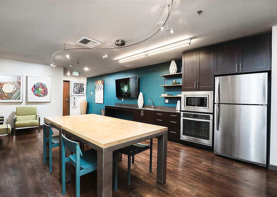 1st image of 427 NE 72nd St #3376251