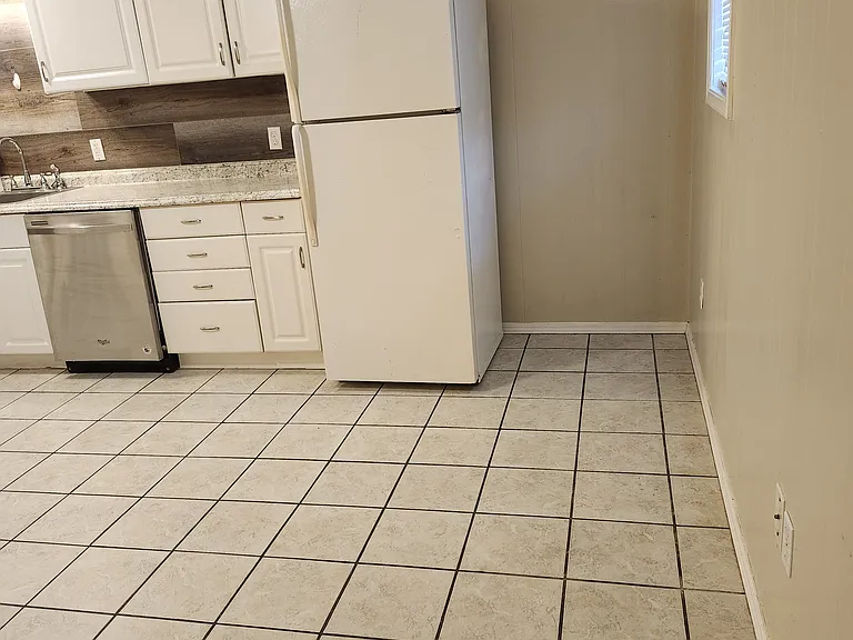 314 S Lowry St #3 — Photo 3