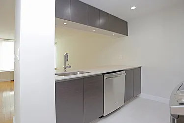 Rented by Stonehenge NYC LLC