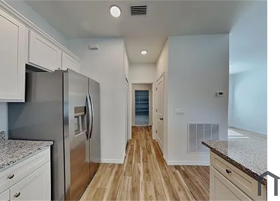 20241 Lorette Ave — Photo 2