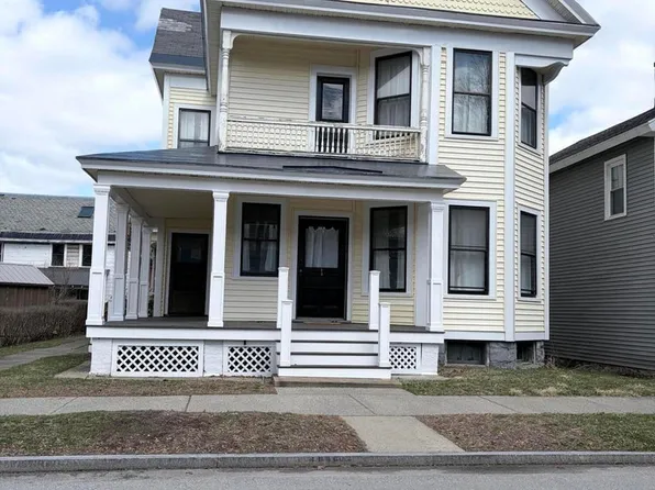 77 White St, Saratoga Springs, NY 12866