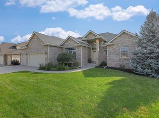 6626 S 86th St, Lincoln, NE 68526