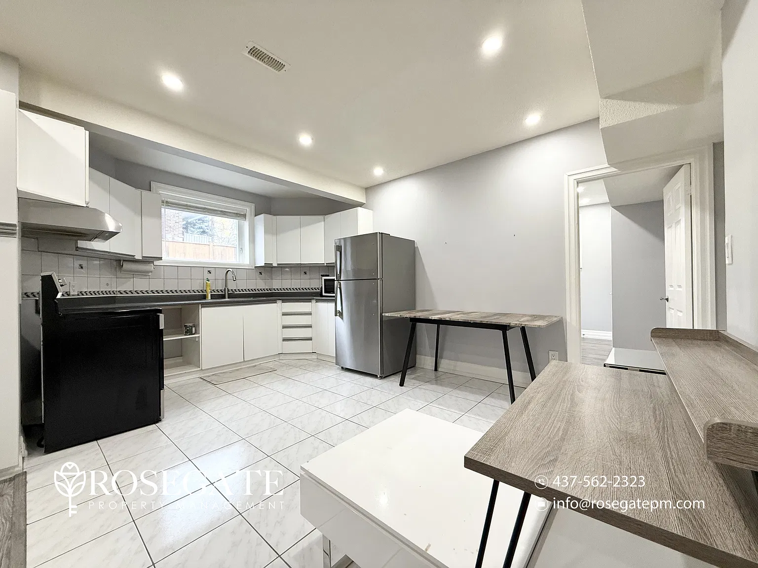 46 Huntingwood Drive Toronto — Photo 3