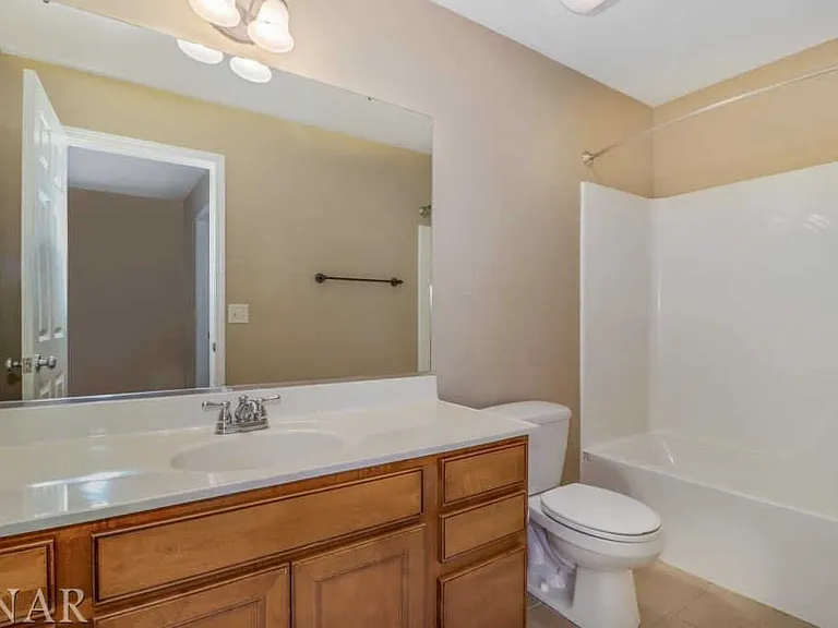 1104 Ekstam Dr #1 — Photo 3
