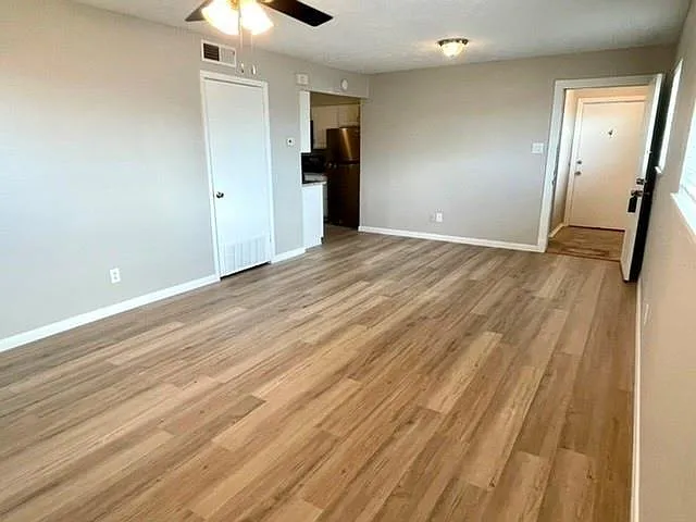 1 bed, 1.0 bath, 635 sqft, $950 — Photo 4