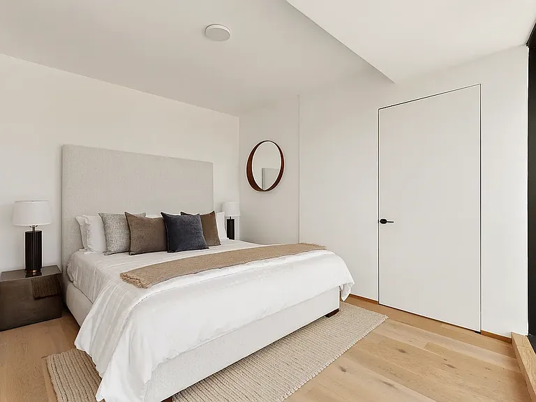 179 20th St #5B — Photo 4