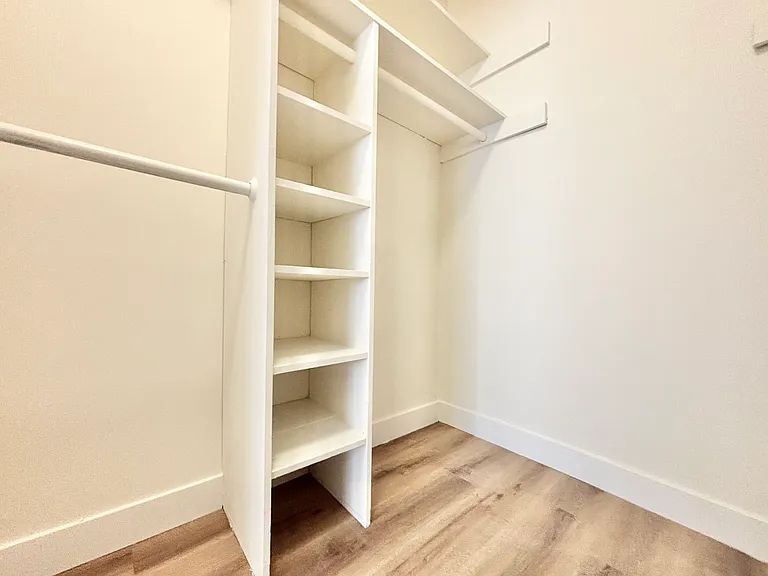 1784 N Sycamore Property — Photo 13