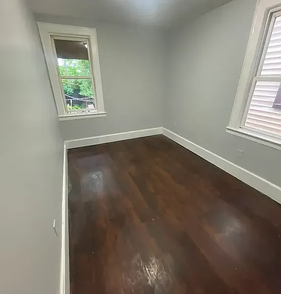 382 Sanford Ave — Photo 6