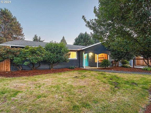 3rd image of 14809 NE 39th St