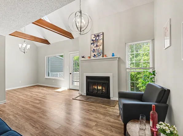 503 Gooseneck Dr Unit B6, Cary, NC 27513