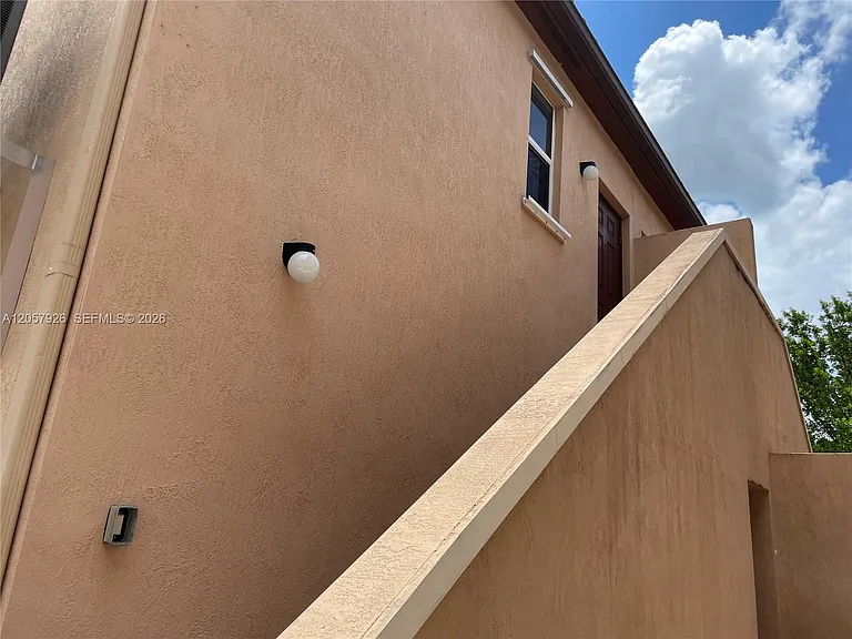 9341 SW 170th Psge #STUDIO — Photo 9
