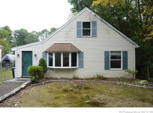 370 Silver Sands Rd, East Haven, CT 06512