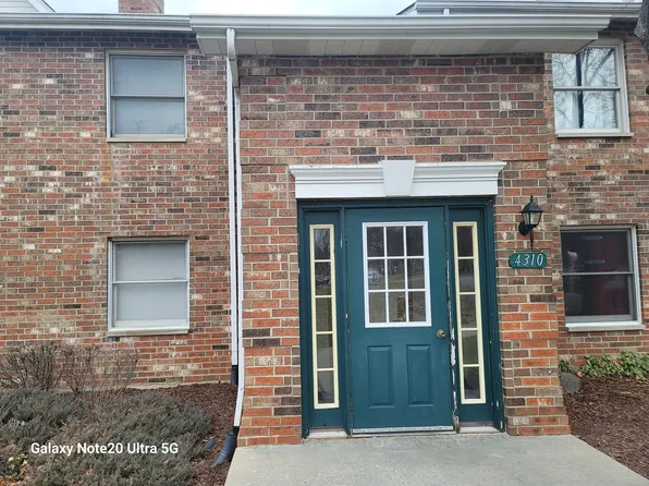4310 W Shamrock Ln APT 1A, McHenry, IL 60050
