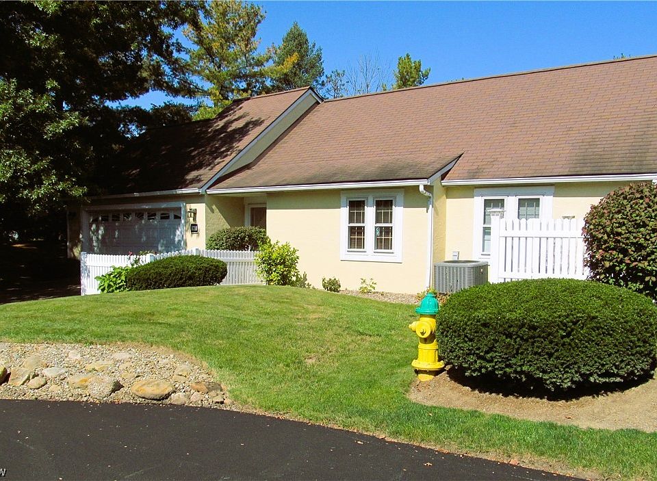 1st image of 838 Cranberry Ln