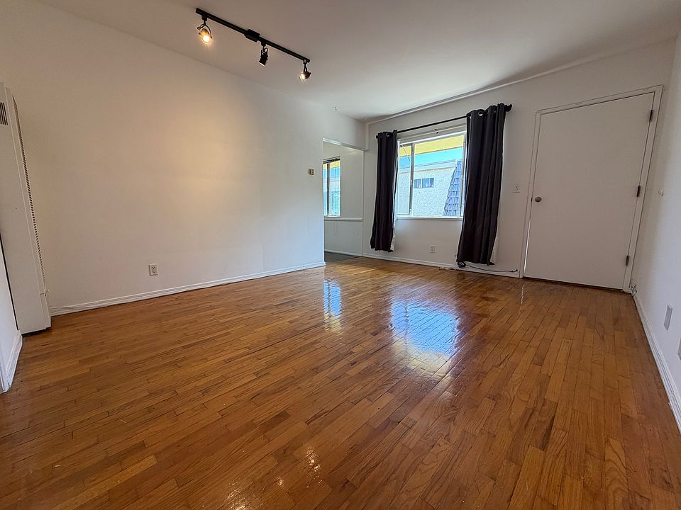 1st image of 2420 Ocean Park Blvd APT F