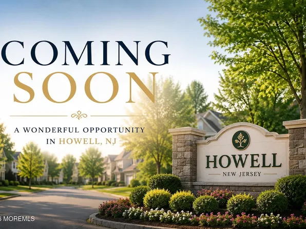 15 Honeysuckle Way, Howell, NJ 07731