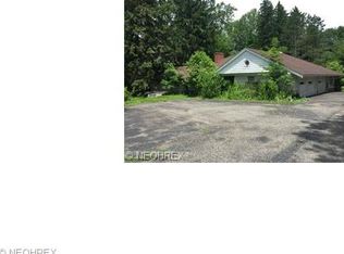 33345 Chagrin Blvd, Moreland Hills, OH