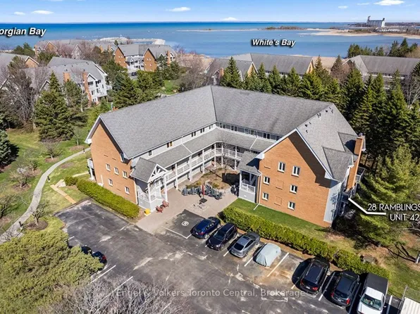 28 Ramblings Way #42, Collingwood, ON L9Y 5C6
