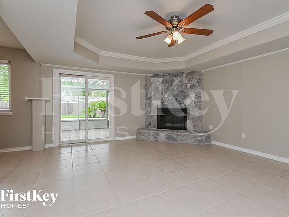 3rd image of 1784 Bartlett Ave