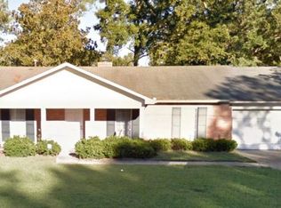 5180 Shirlwood Dr, Jackson, MS 39211