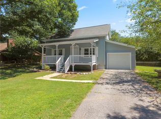 4475 Bonneville Dr, Cumming, GA 30041