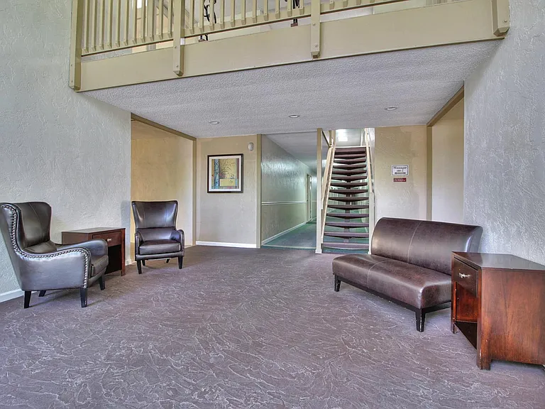 Magnolia Place Apartments — Photo 32