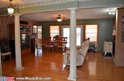 3rd image of 1525 S 58th St