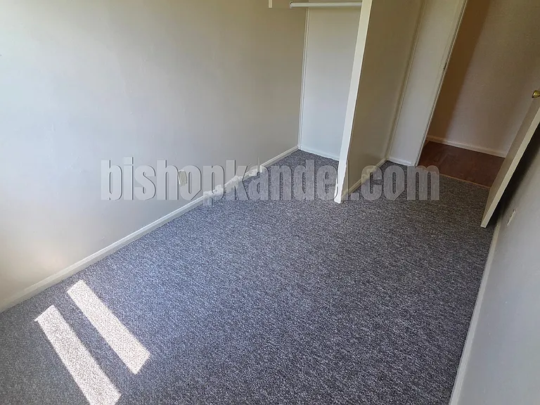 1023 Brenda Ct — Photo 11