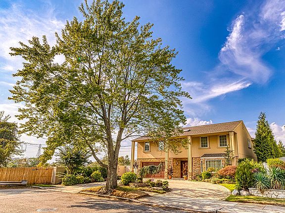 4th image of 516 Halevy Dr