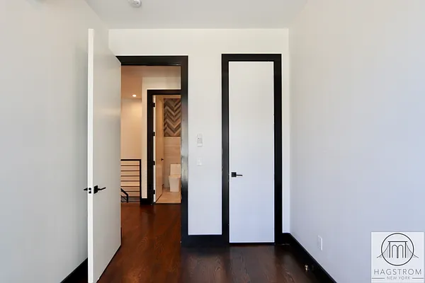 Rented by Hagstrom Management Inc | media 19