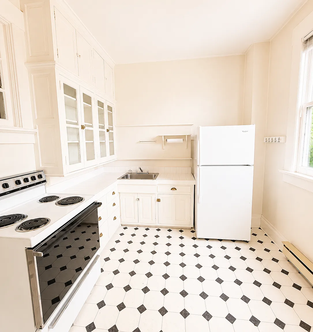 1 bed, 875 sqft, $1,100 — Photo 1