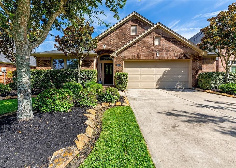 1st image of 28218 Helmsman Knolls Dr