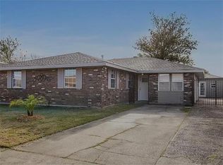 9815 E Rockton Cir, New Orleans, LA 70127