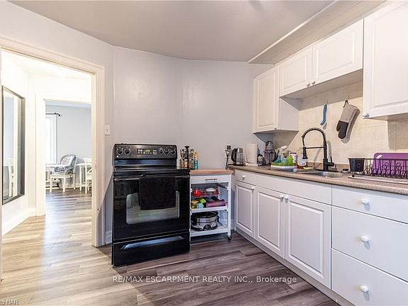 4th image of 67 McCalla Dr #1